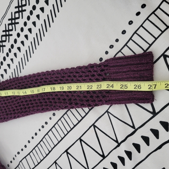 Express Women's Open Knit Sweater V-neck Size M - Picture 7 of 9